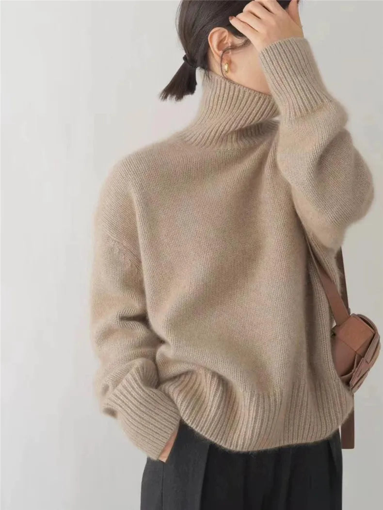 MONIKA | High-Collar Cashmere Knit