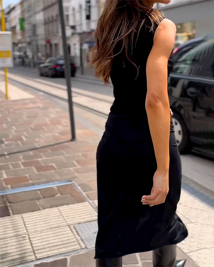 Geraldine - Sleeveless Maxi Dress