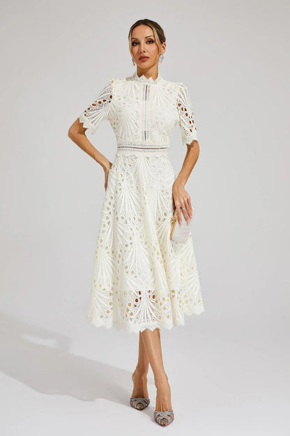 Vorelle - Casual Flower Embroidery Short Sleeve Dress