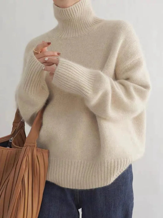 MONIKA | High-Collar Cashmere Knit