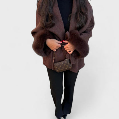 Woolcat – Sophisticated coat adorned with eco-fur accents